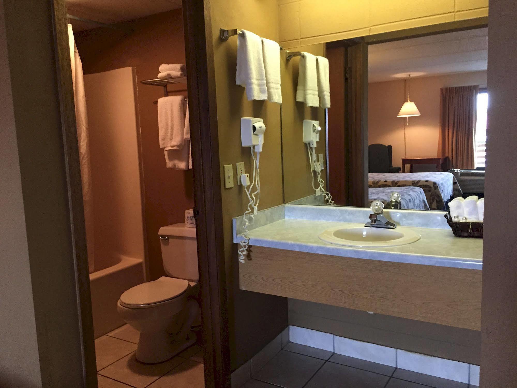 Mountain Breeze Motel Pigeon Forge Extérieur photo