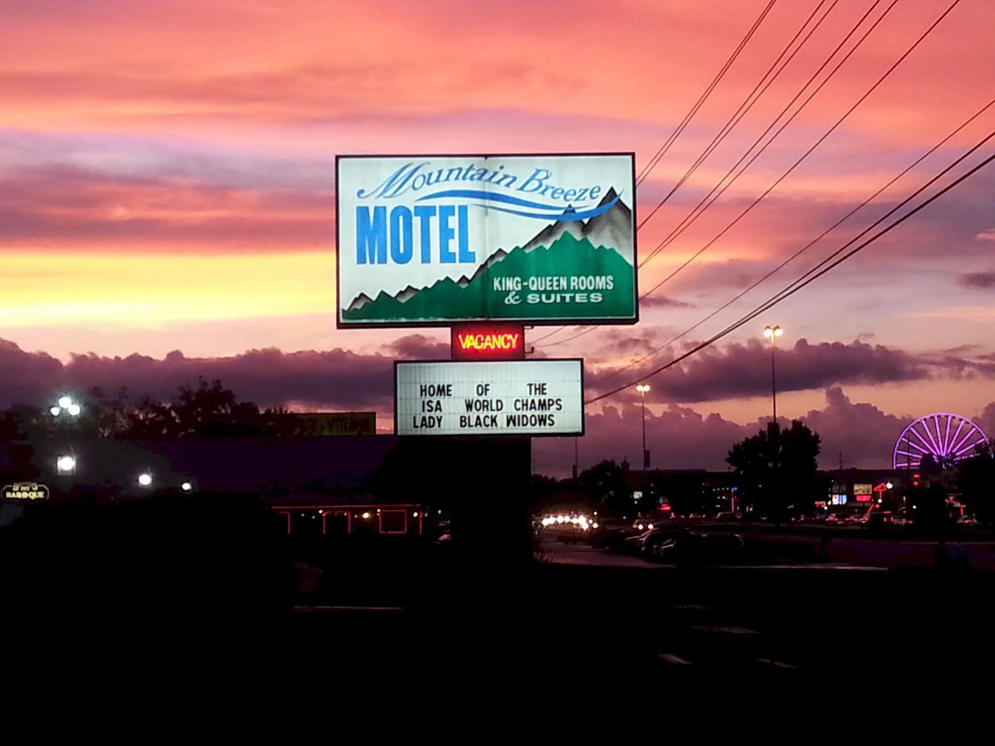 Mountain Breeze Motel Pigeon Forge Extérieur photo
