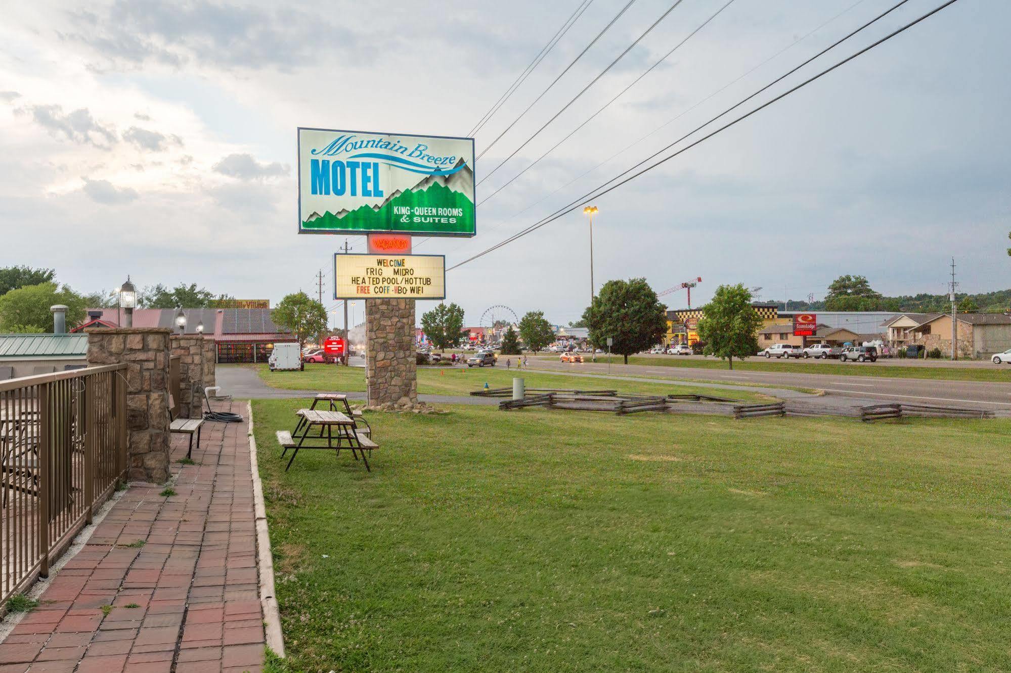 Mountain Breeze Motel Pigeon Forge Extérieur photo